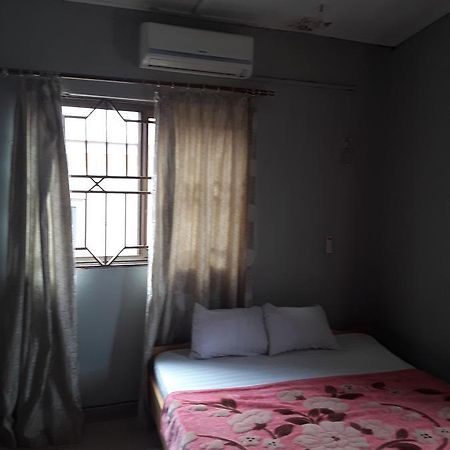 Bizay Hotel Sunyani Ngoại thất bức ảnh